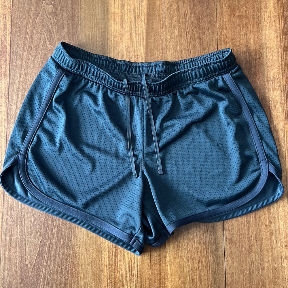 Xersion Running Shorts size M